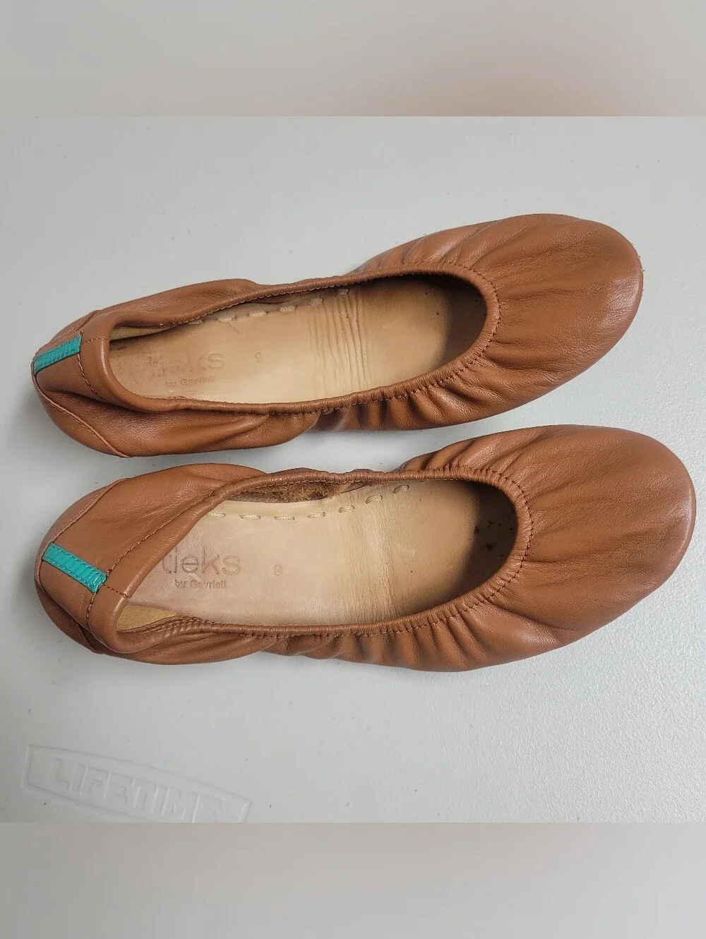 Teiks By Gravielli Foldable Ballet Flats Size 9 In Chesnut Color.
